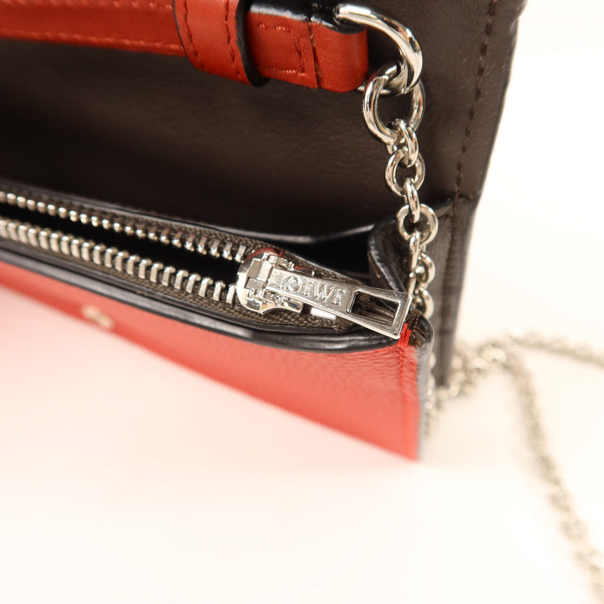 Loewe Wallet On Chain · Calfskin