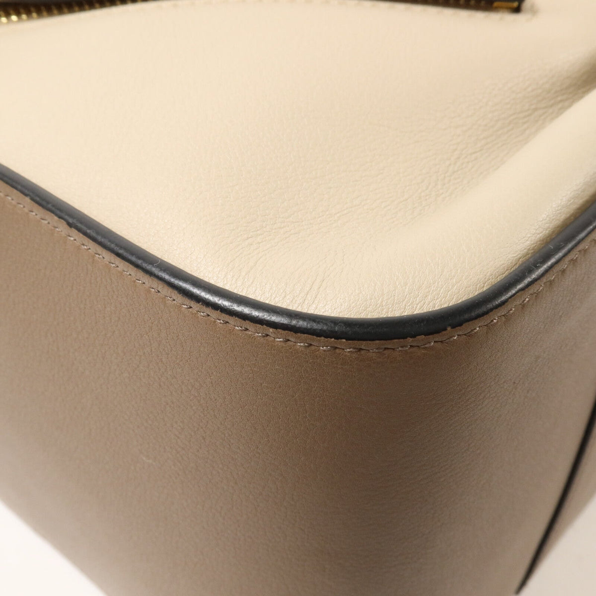 Loewe Hammock Medium · Two-Tone Calfskin
