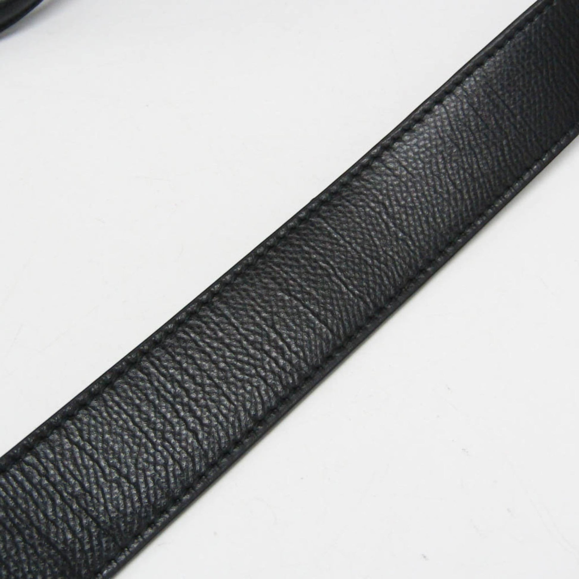 tokyopieces.com Salvatore Ferragamo Today black grained leather tote bag strap detail