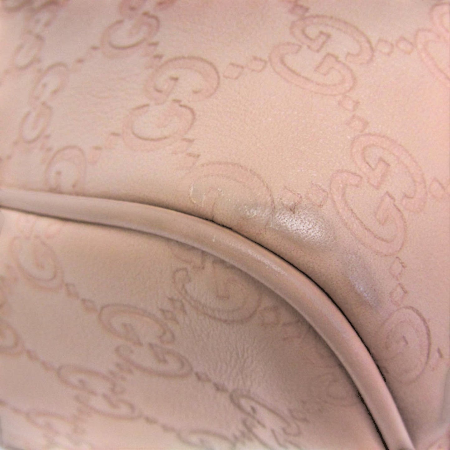 tokyopieces.com Gucci Guccissima blush pink leather Boston bag with embossed monogram