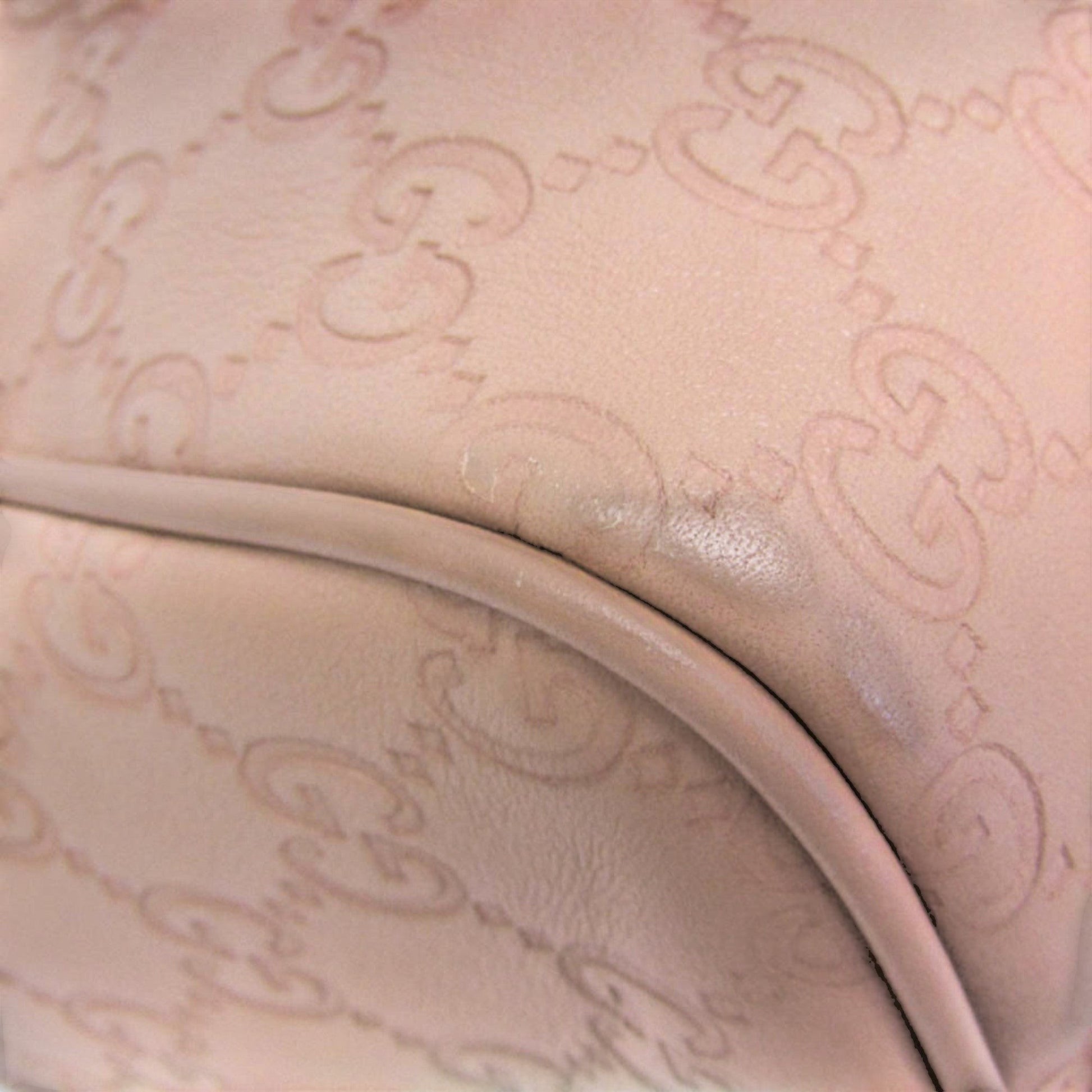 tokyopieces.com Gucci Guccissima blush pink leather Boston bag with embossed monogram